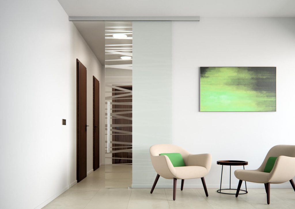 Dezent & stilvoll – elegante Glasschiebetür mit Muster