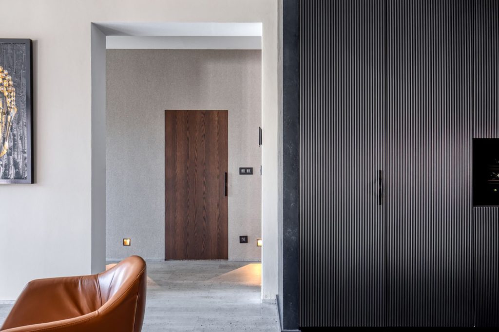 Verdeckte Türzargen & flächenbündige Türen